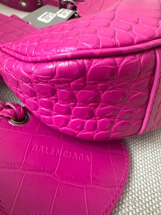 🔥 Balenciaga Le Cagole XS Croc Embossed Shoulder Bag – Hot Pink – BNWT 🔥 - Picture 6 of 16